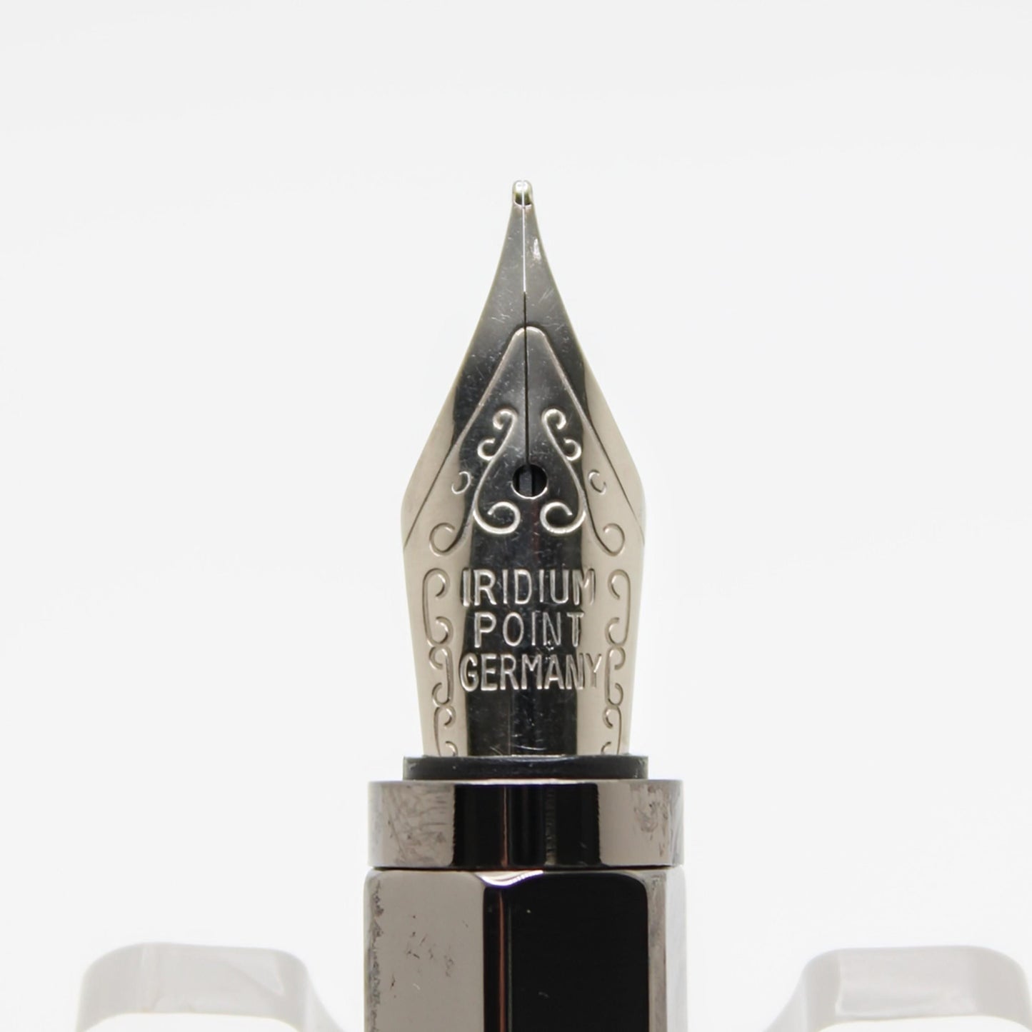 Vertex Magnetic Cap Fountain Pen